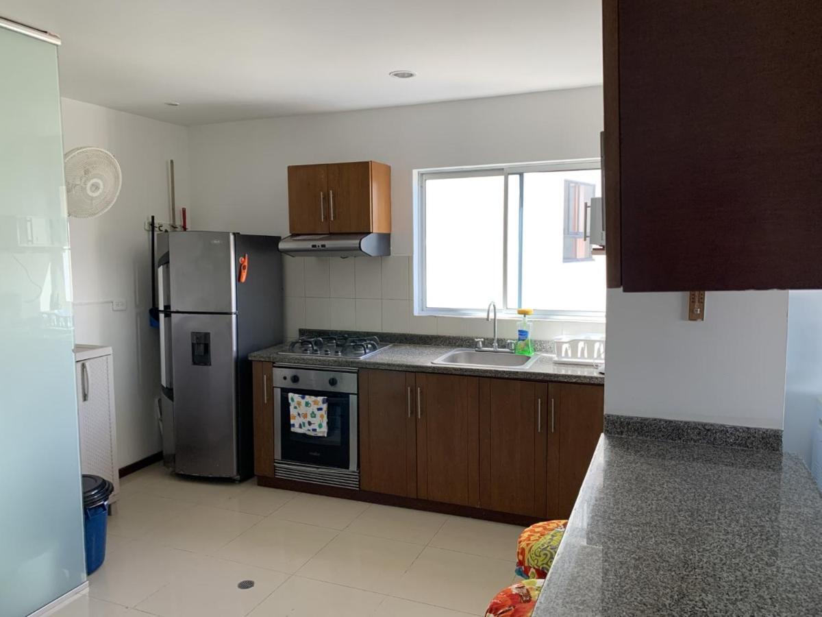 Apartamento Mirador Del Laguito Cartagena Екстериор снимка